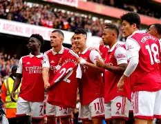 乐鱼体育app-阿森纳迎葡超关键赛，清晨伤情更新，媒体盛赞，资深球员宣示担当