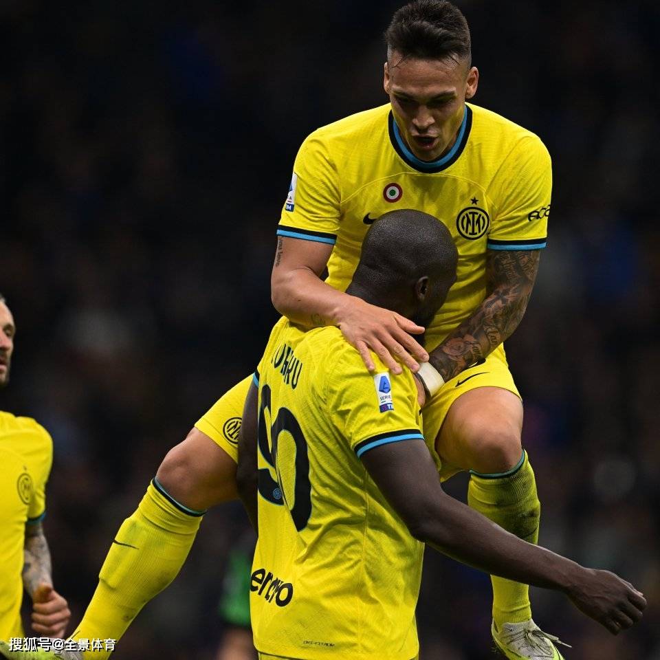 乐鱼体育官方网页版-里程碑夜！达拉斯独行侠遗憾出局，意甲今晚刷纪录，话题不断，数据趋势出现新变化